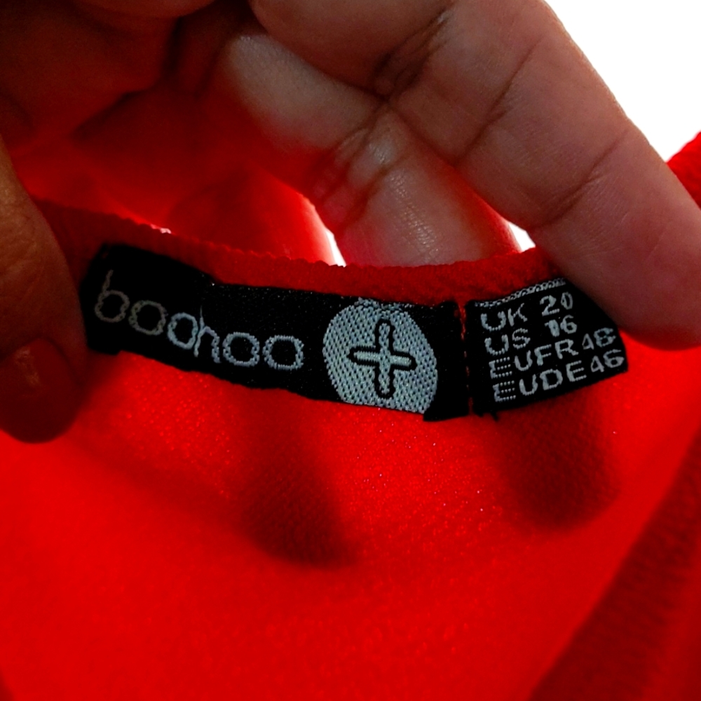 Boohoo  Red sexy